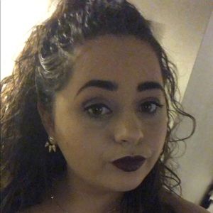 Meet your Posher, Glendys